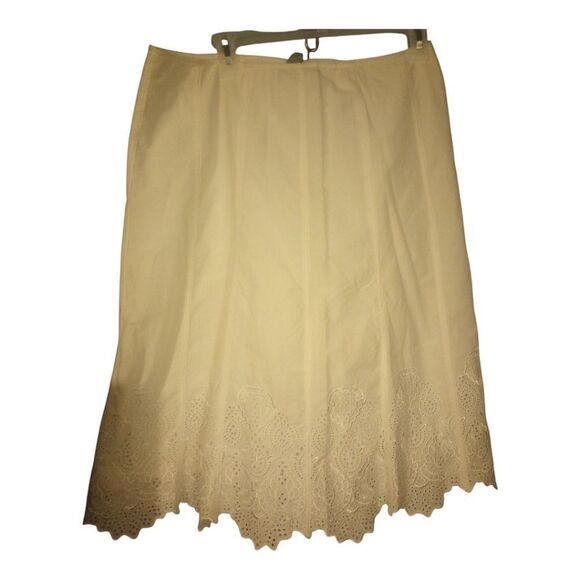 Ny collection white A line skirt with scalloped lace hem - Picture 1 of 10